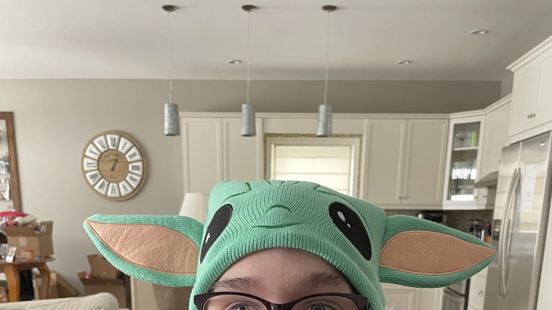 Baby Yoda toque