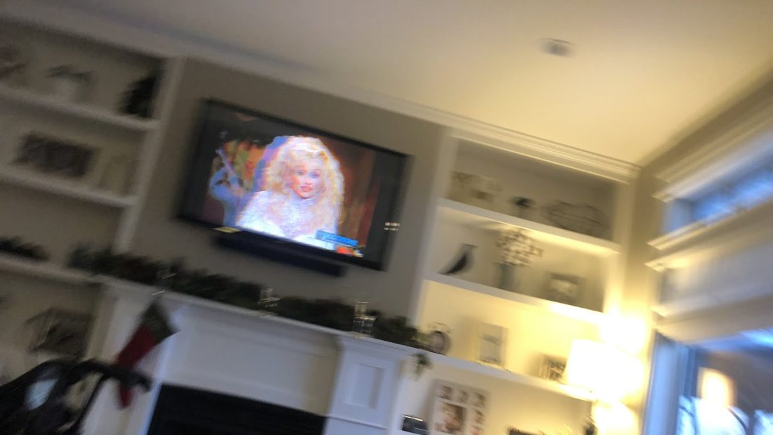 Dolly watching time